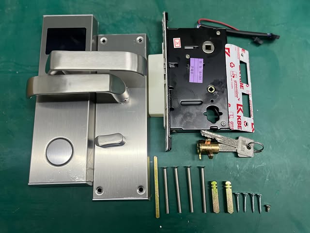 MH001 RFID CARD LOCK FOR HOTELS