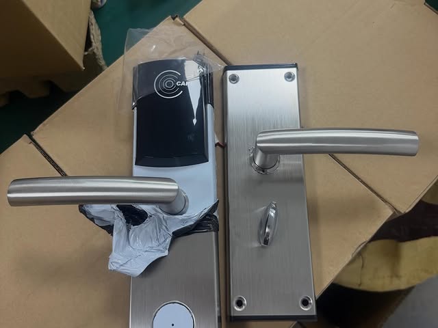 MH002 RFID Smart Door Lock